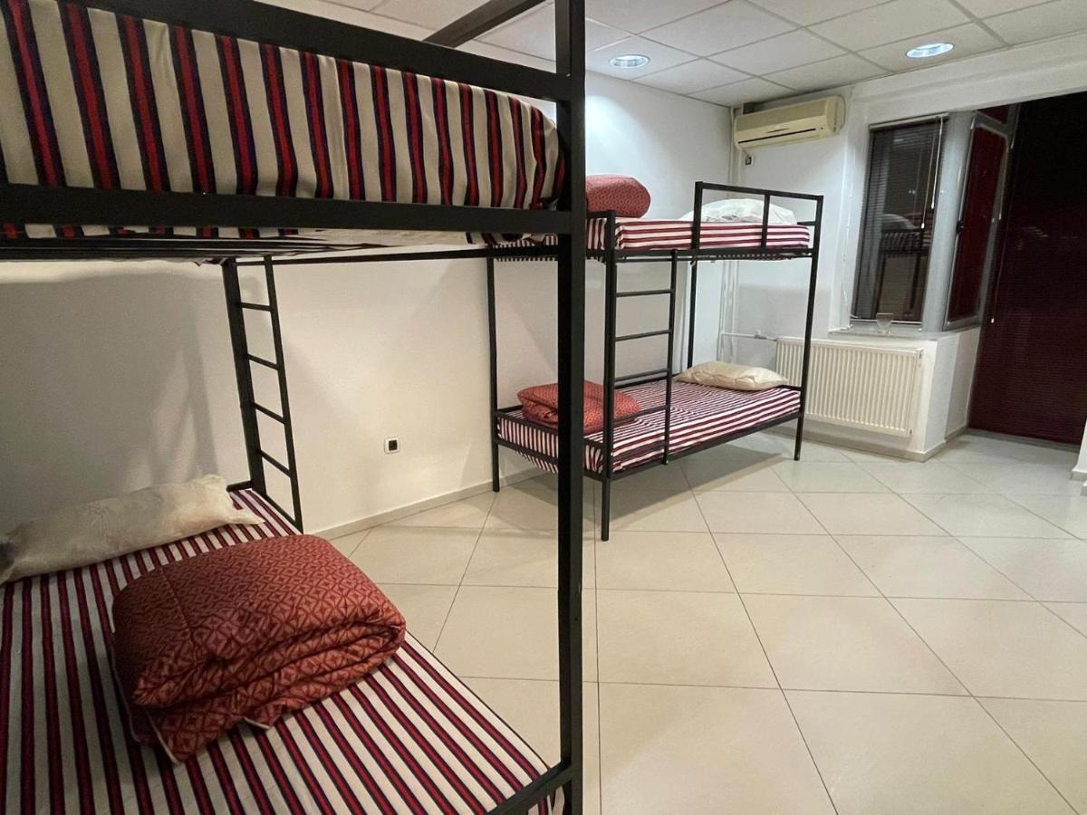 Hostel Matteo Pristina Buitenkant foto